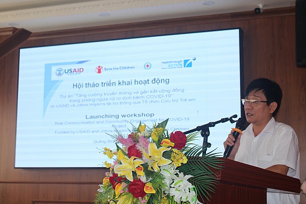 Đ/c Phan Văn Cầu - Chủ tịch Hội Chữ thập đỏ tỉnh Quảng Bình phát biểu khai mạc hội nghị